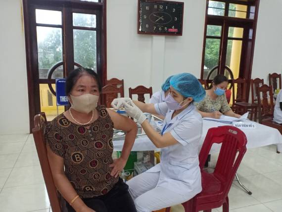 Kim Sơn hoàn thành tiêm vắc xin phòng COVID-19 đợt VIII với loại vắc xin Sputnik V
