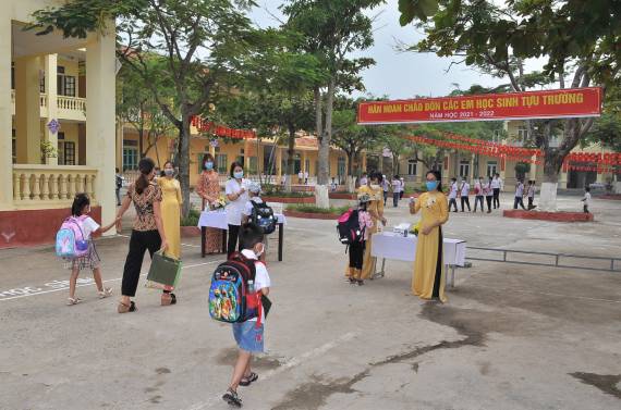 Trường Tiểu học Thượng Kiệm hân hoan tổ chức ngày tựu trường năm học mới