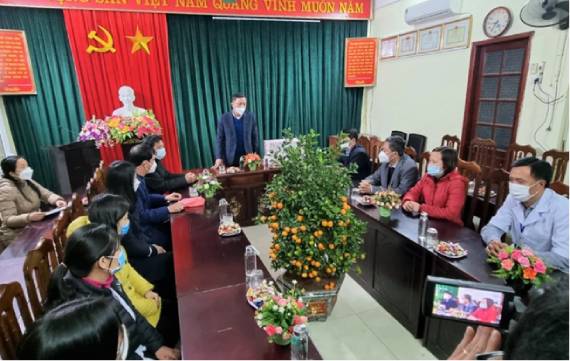 Huyện Kim Sơn tổ chức các đoàn đi thăm, chúc Tết một số đơn vị làm nhiệm vụ đêm giao thừa dịp Tết Nguyên đán Nhâm Dần.