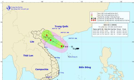 Tâm bão số 2 cách đất liền các tỉnh Quảng Ninh - Hải Phòng khoảng 410km