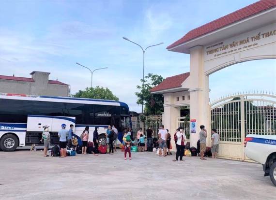 Kim Sơn tiếp nhận và cách ly 725 công dân trở về từ Thành phố Hồ Chí Minh