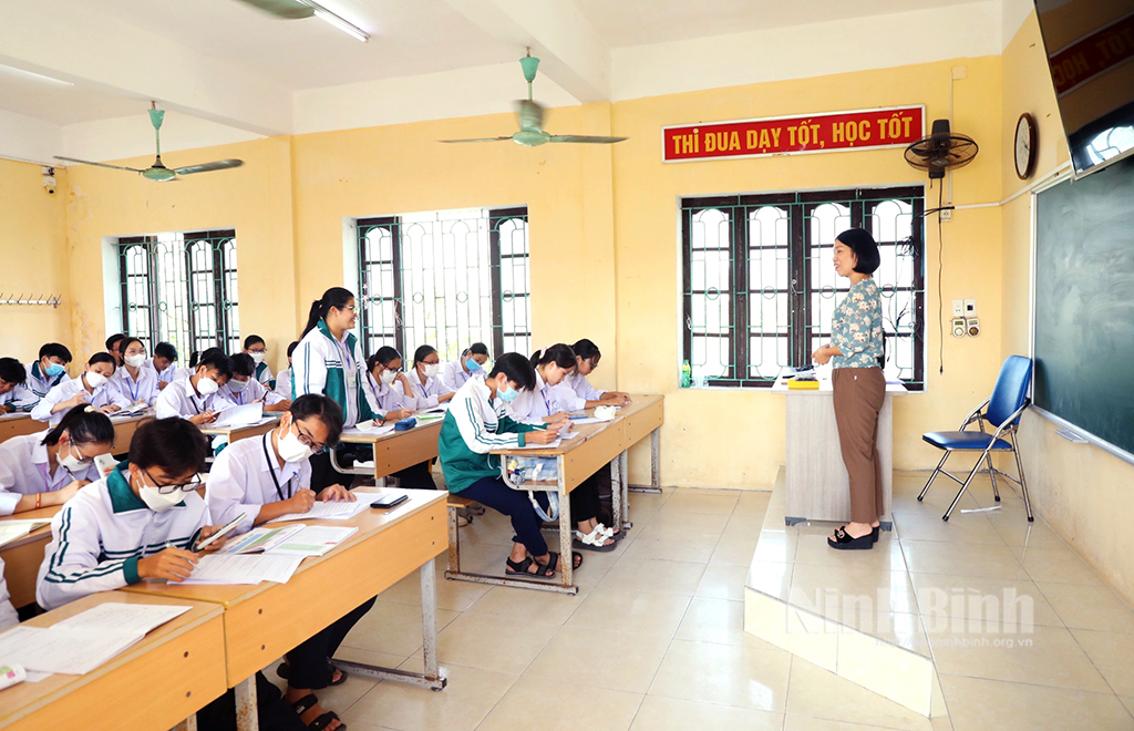 Trường THPT Kim Sơn A: Nơi có nhiều học sinh được trao thưởng Quỹ KHKT Đinh Bộ Lĩnh
