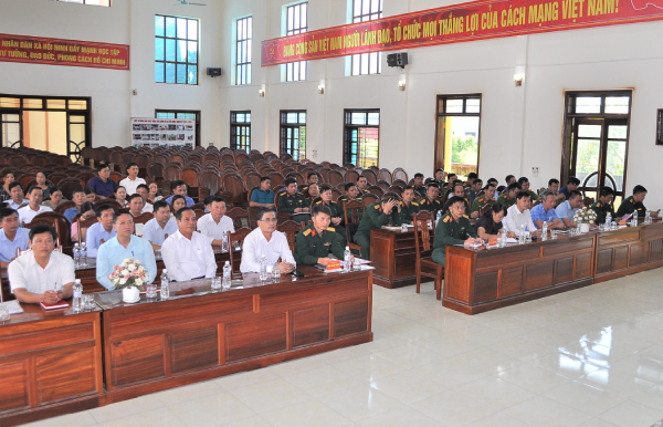 Tập huấn Khung diễn tập chiến đấu xã trong khu vực phòng thủ huyện năm 2022