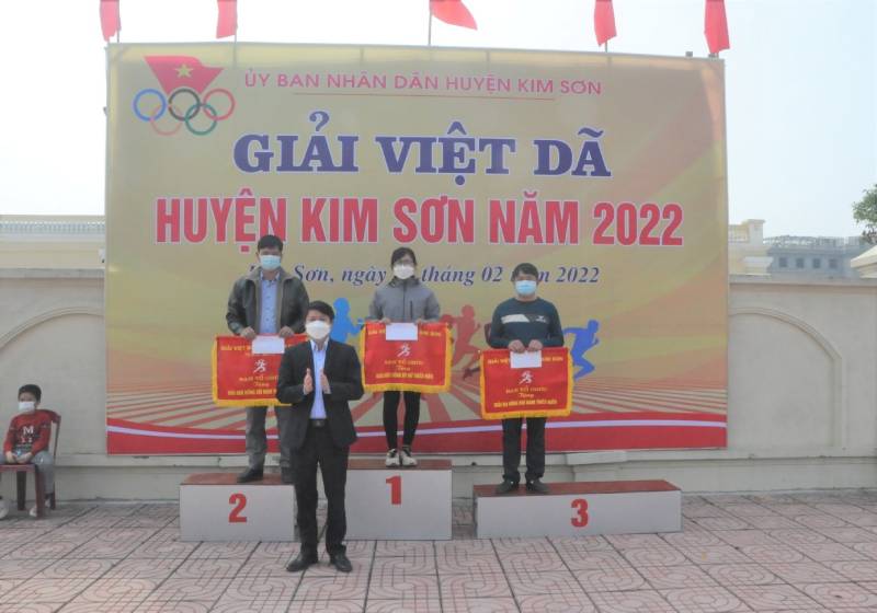 Kim Sơn tổ chức Giải chạy Việt dã năm 2022
