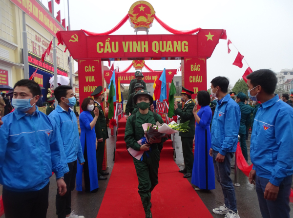 Thanh niên Kim Sơn hân hoan sẵn sàng lên đường thực hiện nghĩa vụ quân sự