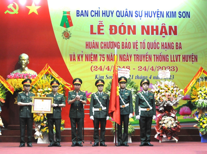 Lễ Đón nhận Huân Chương Bảo vệ Tổ Quốc hạng Ba và Kỷ niệm 75 năm ngày Truyền thống Lực lượng vũ trang huyện Kim Sơn (24/4/1948-24/4/2023)