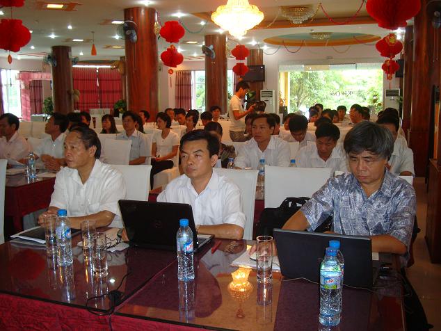 Tỉnh Ninh Bình đánh giá hoạt động của Bộ phận “một cửa” cấp huyện năm 2012