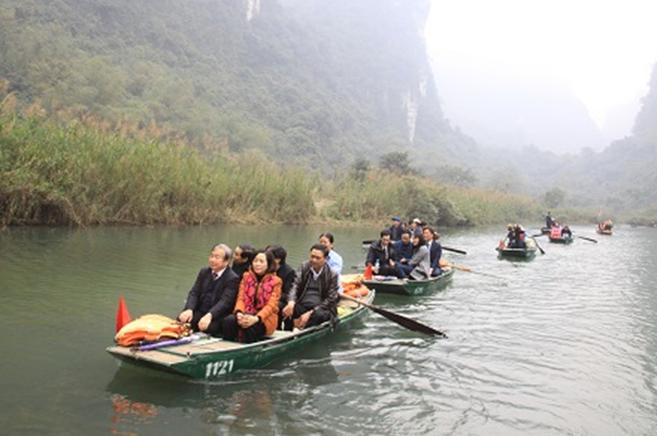 Lãnh đạo tỉnh dự lễ khai trương tuyến du lịch đường thủy mới tại Di sản văn hóa và thiên nhiên thế giới Tràng An